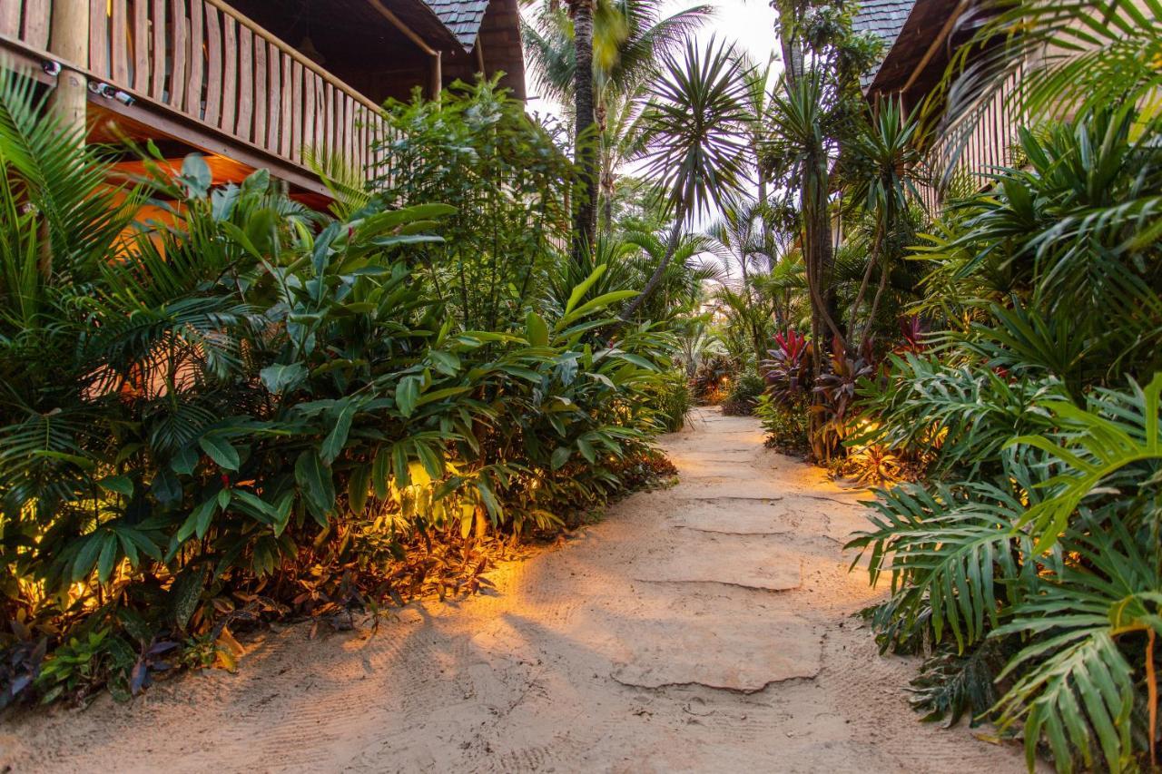 Cafe Jeri Hotel Jijoca de Jericoacoara Exterior photo The path to the beach